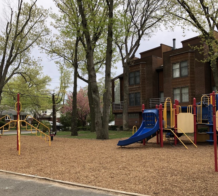 playground-photo